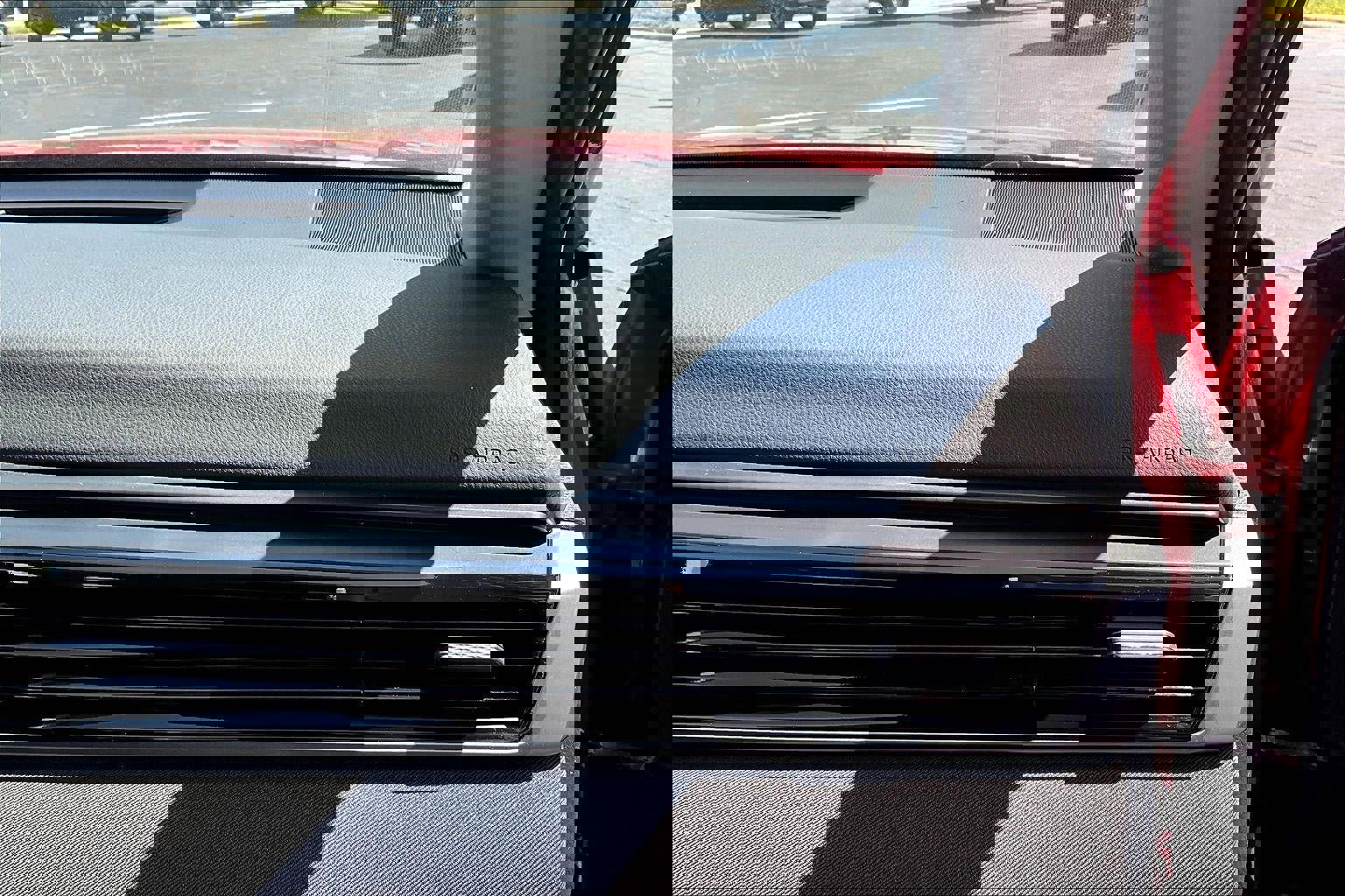 Used 2025 Toyota Camry LE FWD image 16