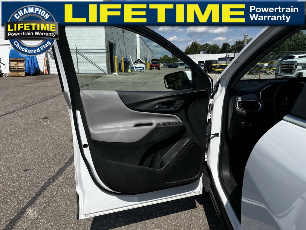 Used 2021 Chevrolet Equinox LT image 9