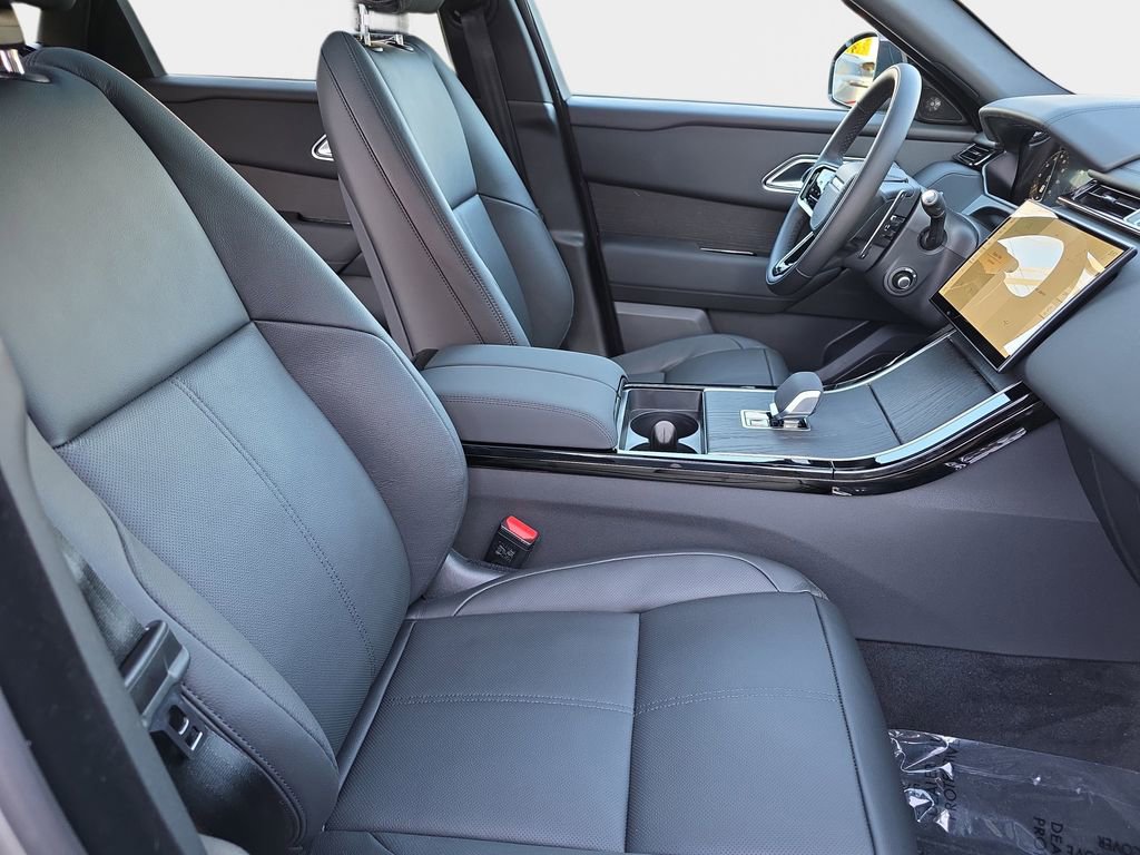 New 2026 Land Rover Range Rover Velar Dynamic SE AWD/4WD image 10