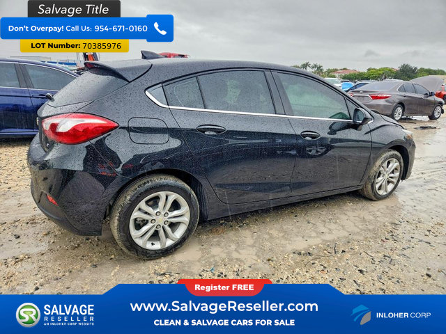 Used 2019 Chevrolet Cruze LT FWD image 4