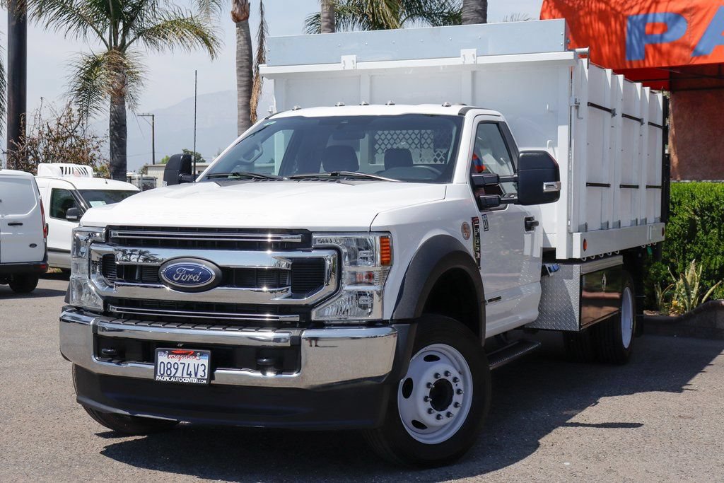 Used 2022 Ford F550 2WD Regular Cab Super Duty w/ XLT Value Package image 4