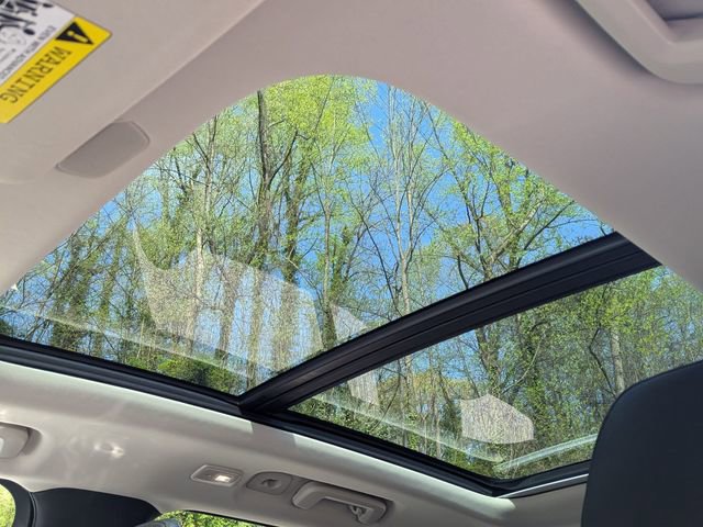 Certified 2023 Volvo XC90 B6 Plus w/ Protection Package Premier AWD/4WD image 11