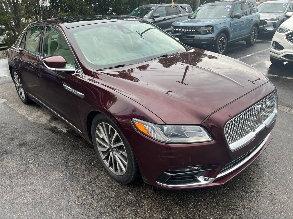 Used 2019 Lincoln Continental Select w/ Continental Climate Package AWD/4WD image 4