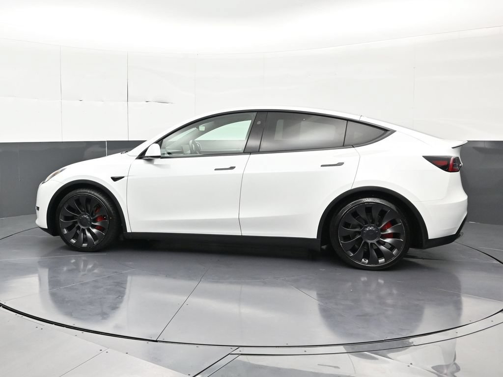 Used 2023 Tesla Model Y Performance AWD/4WD image 2