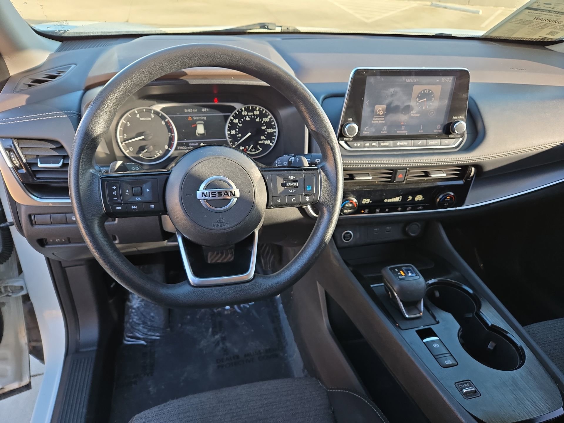 Used 2021 Nissan Rogue SV image 34