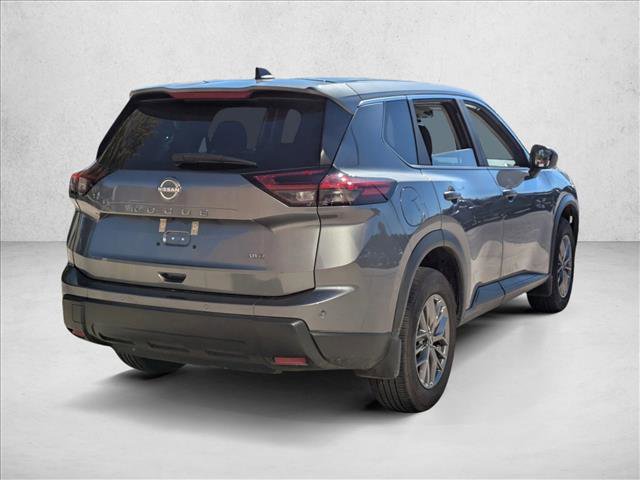 Used 2025 Nissan Rogue S image 5