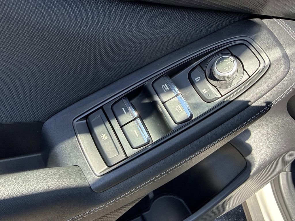 Used 2019 Subaru Forester Premium AWD/4WD image 23