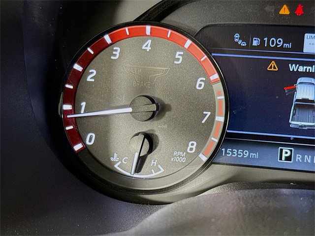 Used 2024 Nissan Titan PRO-4X w/ Pro-4x Convenience Package image 13