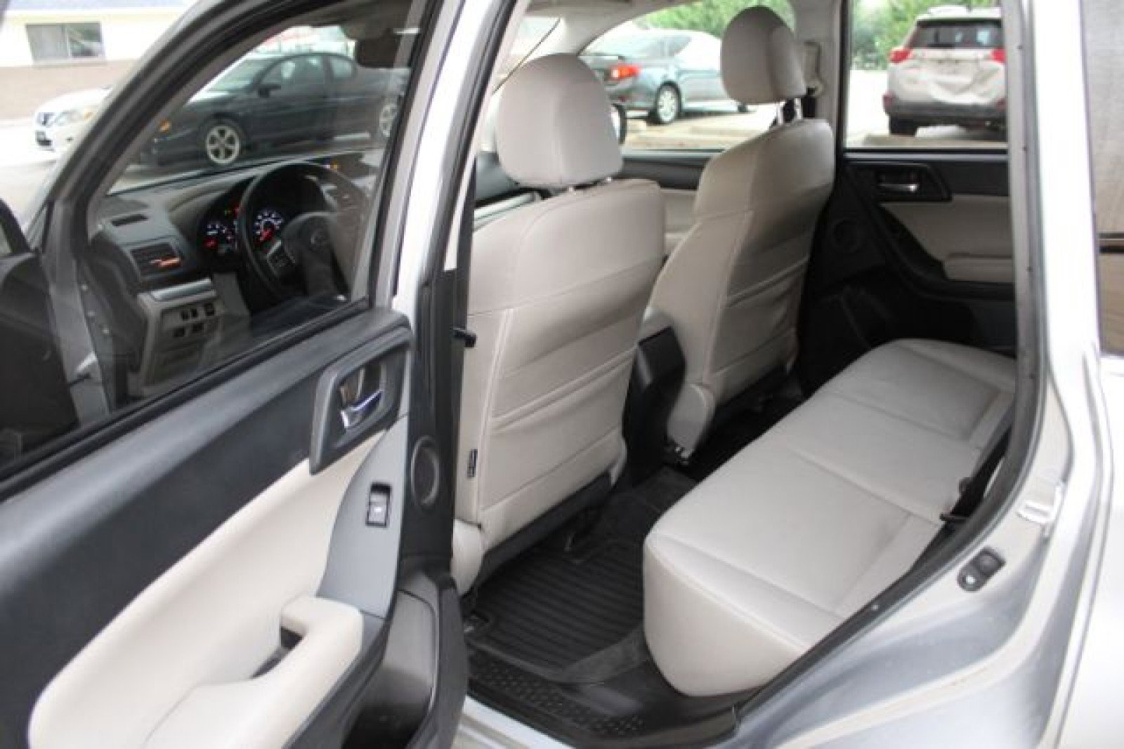 Used 2014 Subaru Forester 2.5i Touring image 13