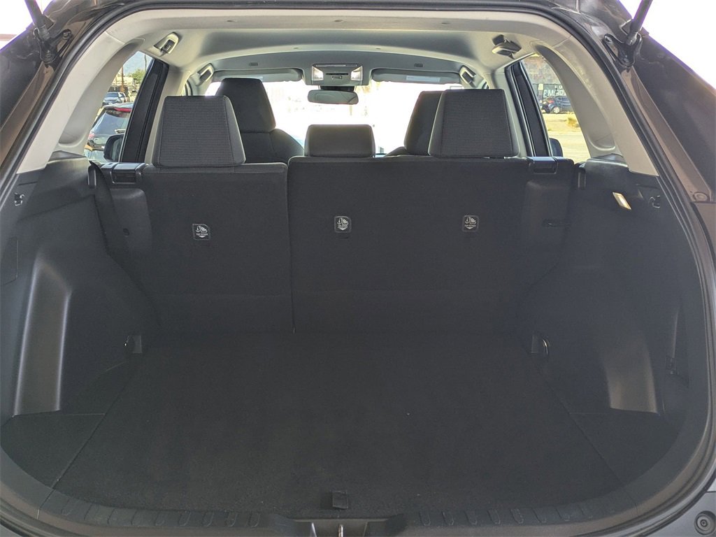 Used 2024 Toyota RAV4 LE image 30