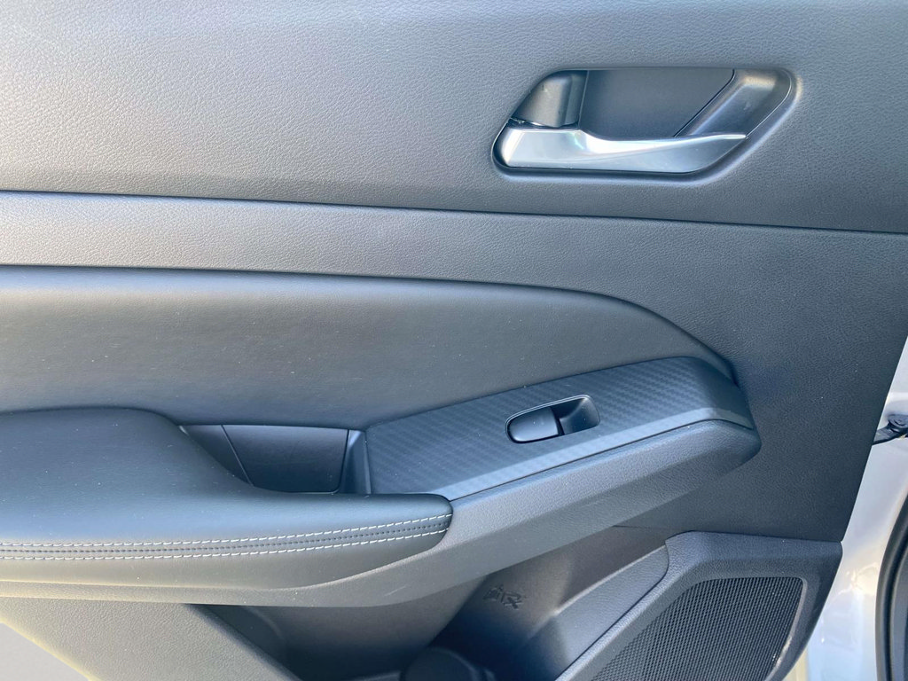 Used 2019 Nissan Altima 2.5 S FWD image 11