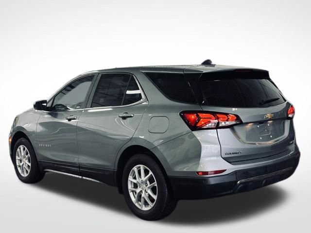 Used 2024 Chevrolet Equinox LT w/ Driver Convenience Package AWD/4WD image 8