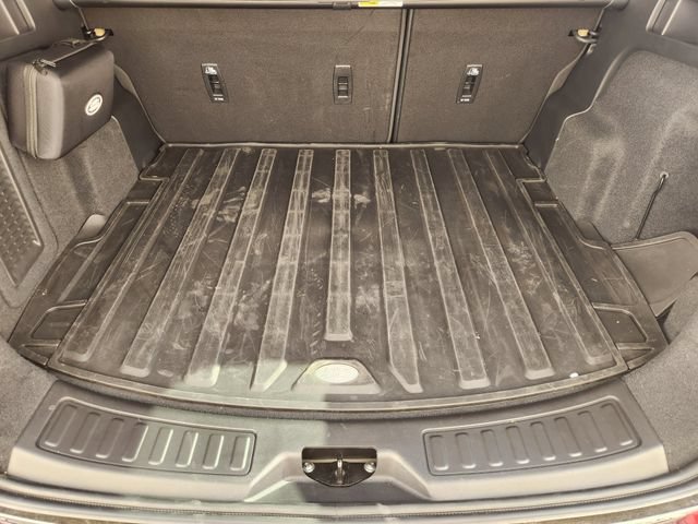 Used 2025 Land Rover Discovery Sport S AWD/4WD image 30