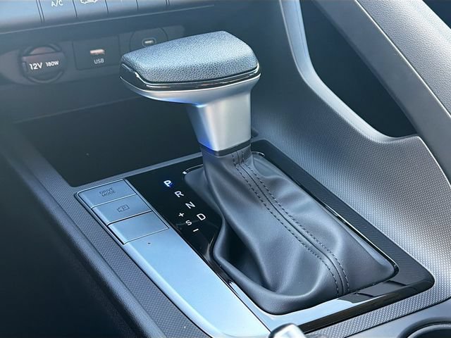 New 2026 Hyundai Elantra SE FWD image 16