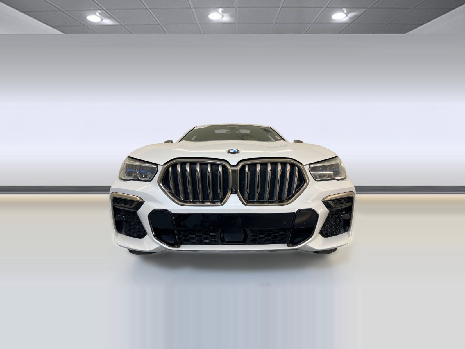 Used 2022 BMW X6 M50i w/ Executive Package image 6