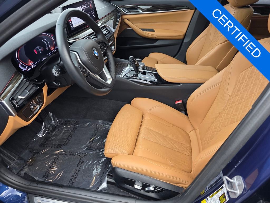 Certified 2023 BMW 540i w/ Premium Package RWD image 9