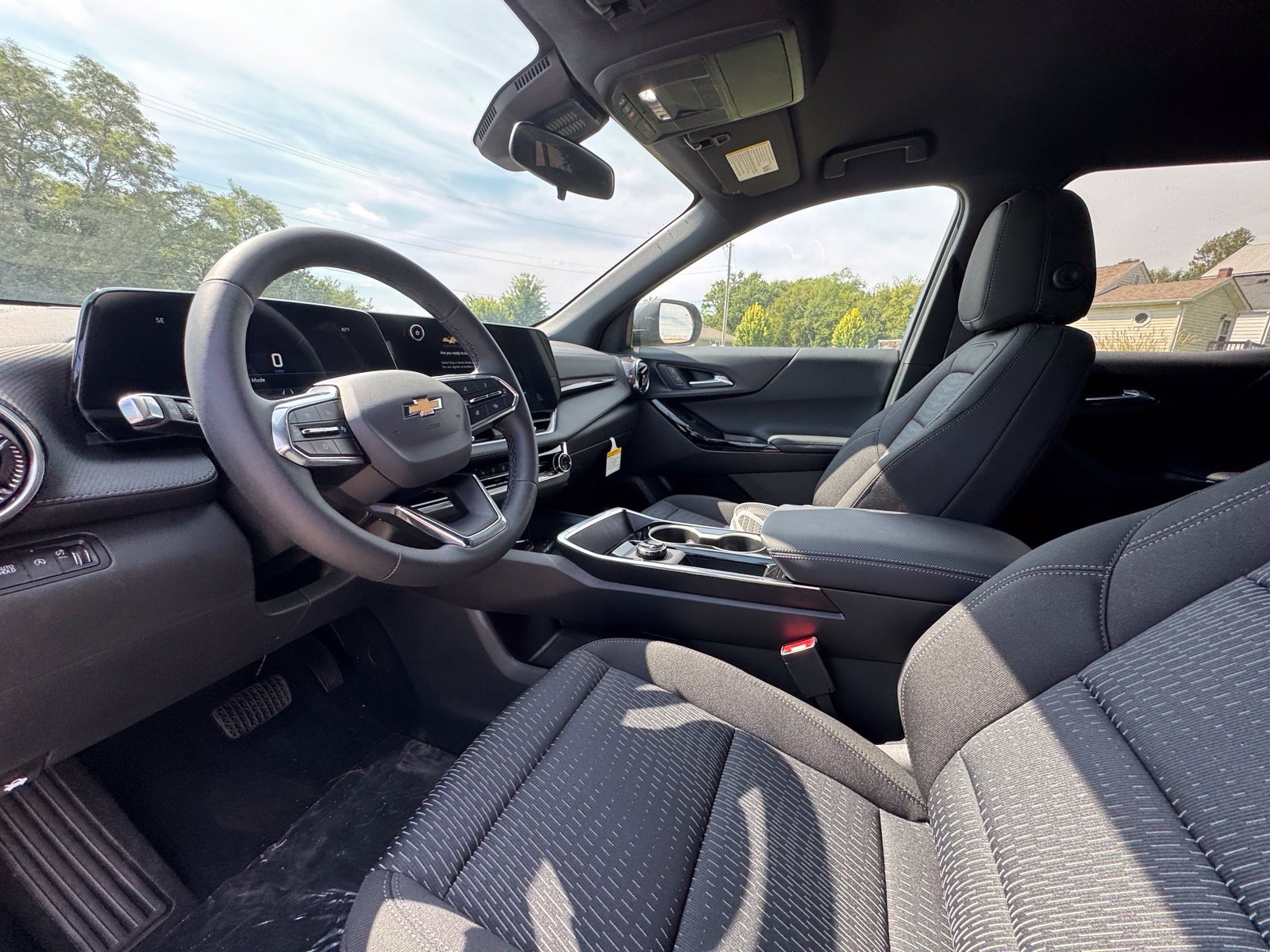 New 2027 Chevrolet Equinox LT AWD/4WD image 14