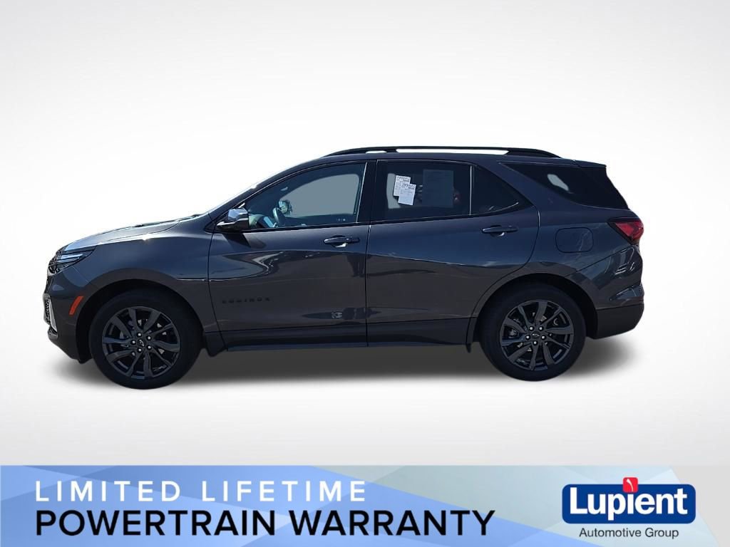 Used 2022 Chevrolet Equinox RS w/ RS Leather Package image 8