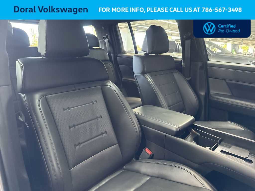 Used 2024 Hyundai Santa Fe Calligraphy image 26