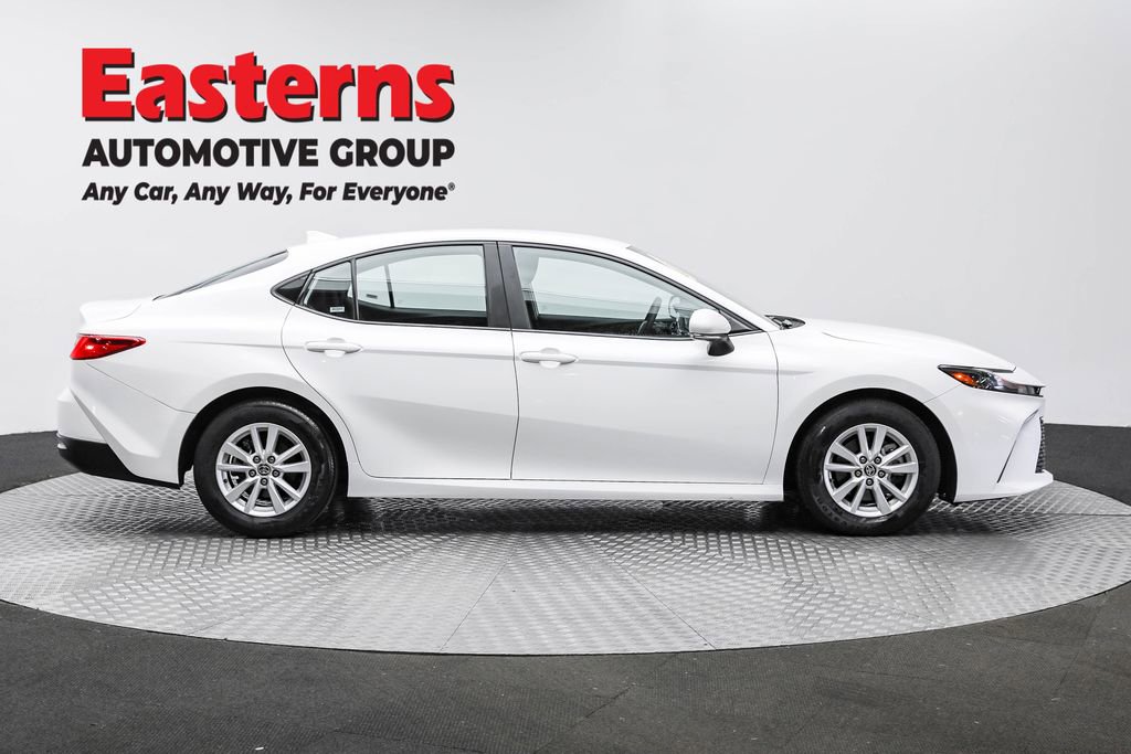 Used 2025 Toyota Camry LE FWD image 4