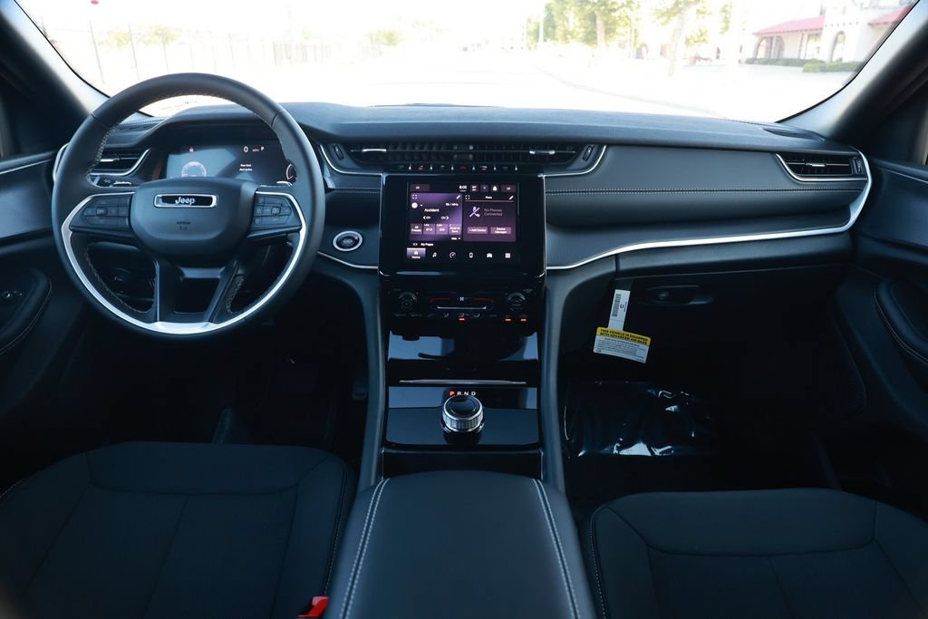 New 2026 Jeep Grand Cherokee Laredo RWD image 22
