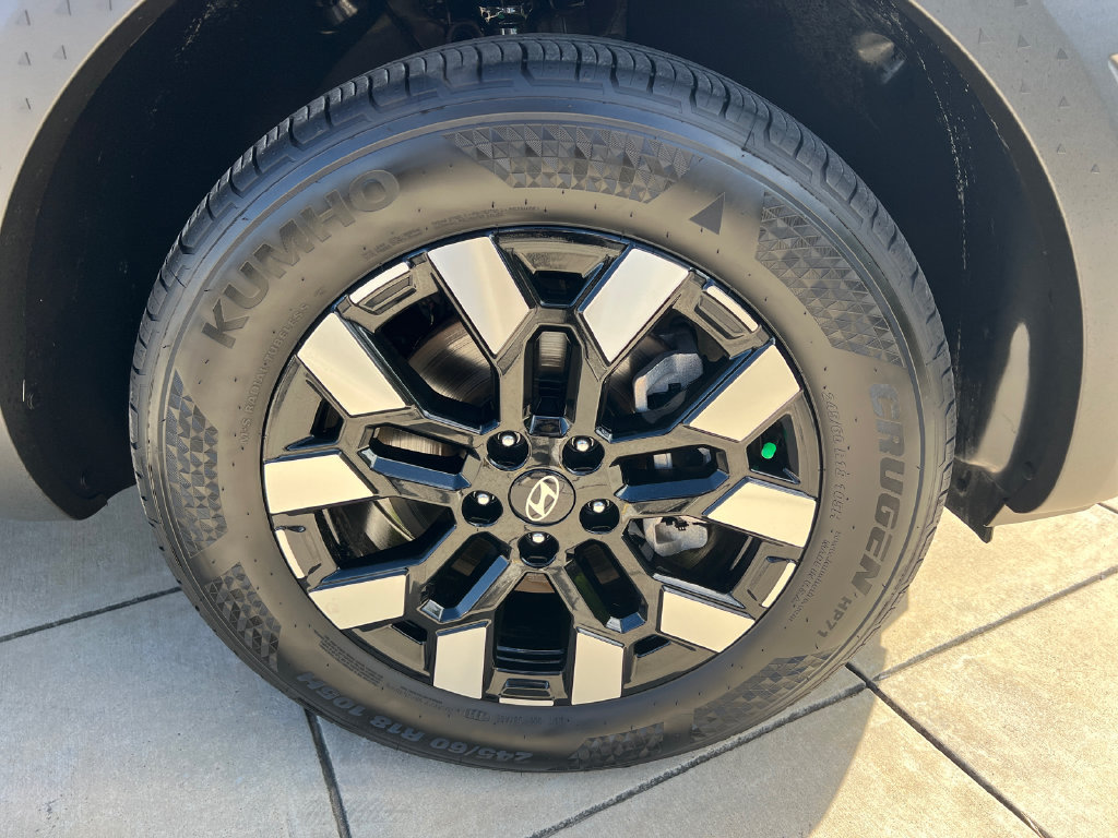 Used 2026 Hyundai Santa Cruz SE FWD image 5