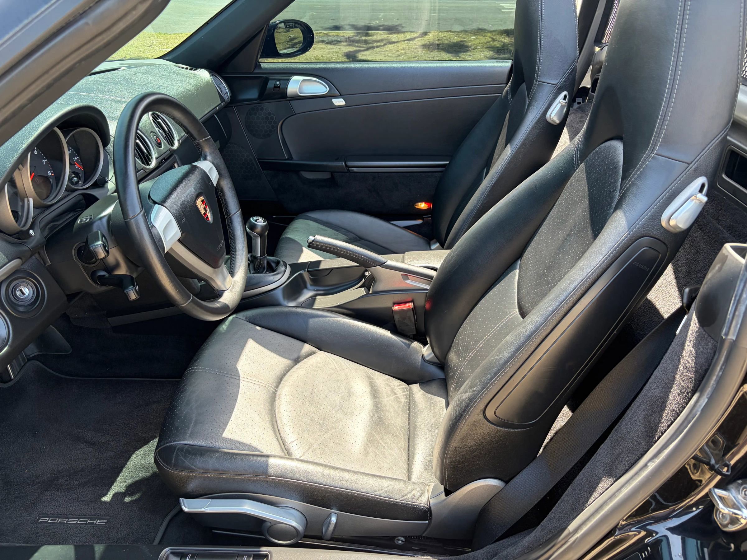 Used 2005 Porsche Boxster RWD image 8