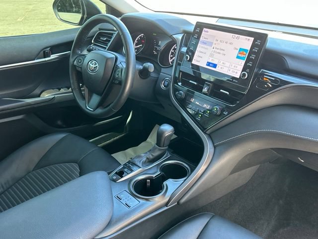 Used 2023 Toyota Camry SE w/ Cold Weather Package AWD/4WD image 30