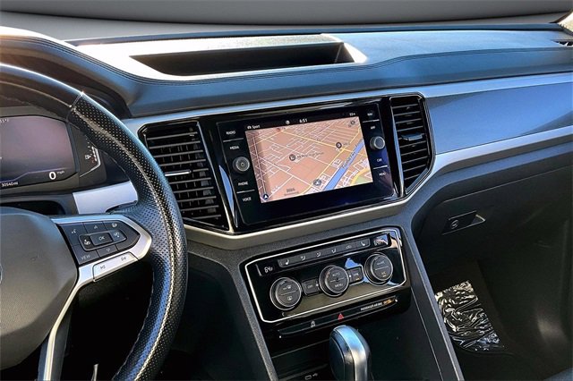 Used 2022 Volkswagen Atlas Cross Sport SEL R-Line image 9