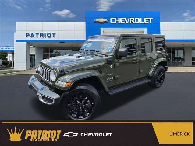 Used 2024 Jeep Wrangler Unlimited Sahara w/ Technology Group AWD/4WD image 1