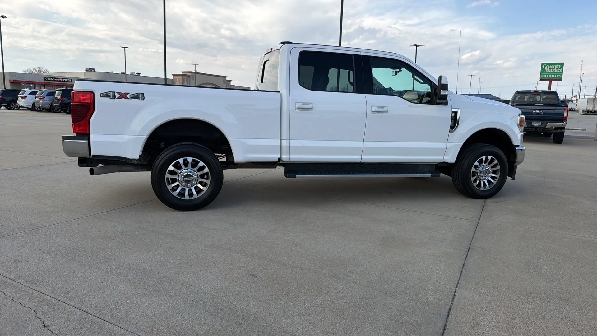 Used 2020 Ford F350 Lariat w/ Lariat Value Package AWD/4WD image 25