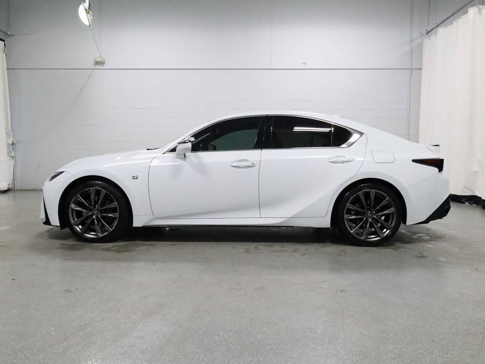 Used 2022 Lexus IS 300 F Sport AWD/4WD image 2