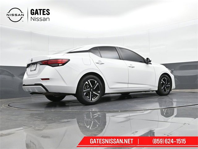 Used 2025 Nissan Sentra SV image 30