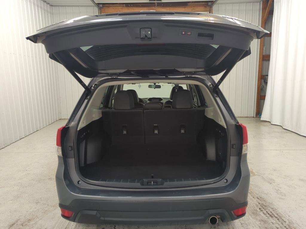 Used 2023 Subaru Forester Limited image 8
