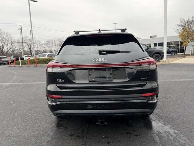 Used 2022 Audi Q4 e-tron Premium Plus image 5