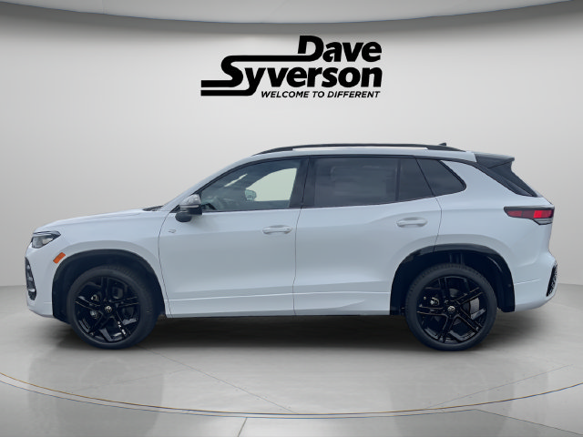 New 2026 Volkswagen Tiguan SE R-Line AWD/4WD image 2