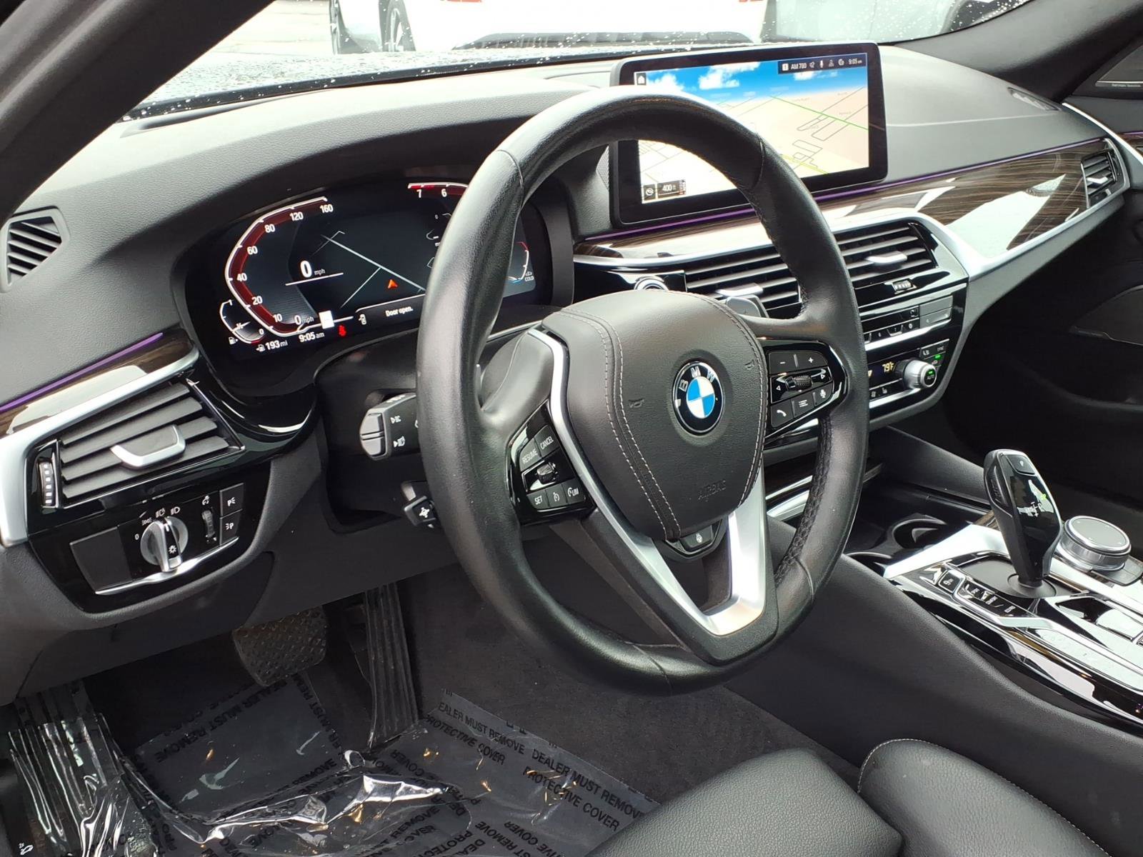 Used 2023 BMW 540i xDrive w/ Premium Package image 16