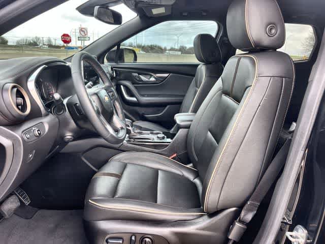Used 2023 Chevrolet Blazer Premier w/ Enhanced Convenience Package FWD image 11