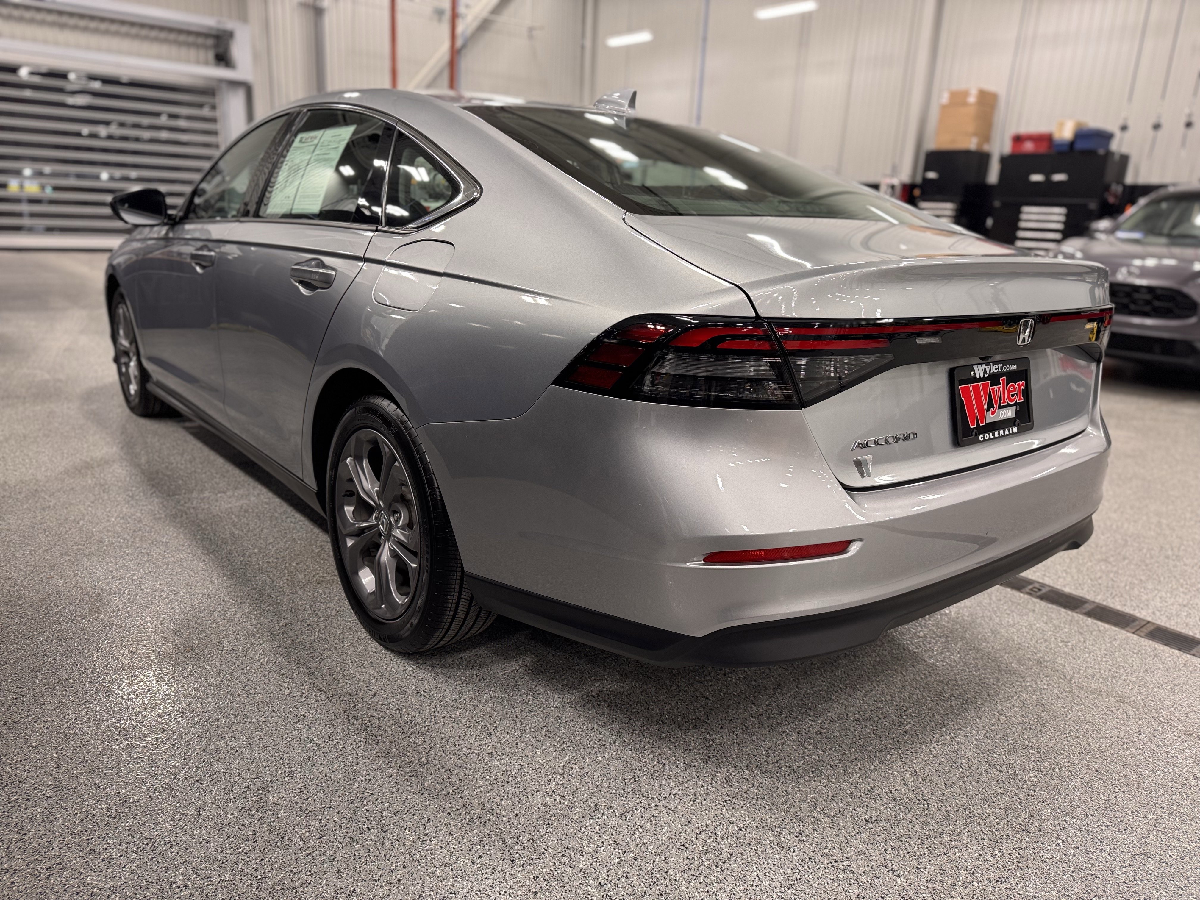 Used 2024 Honda Accord EX image 30