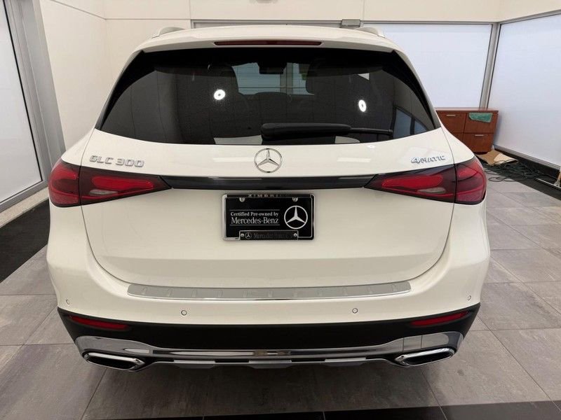 Certified 2023 Mercedes-Benz GLC 300 4MATIC image 3