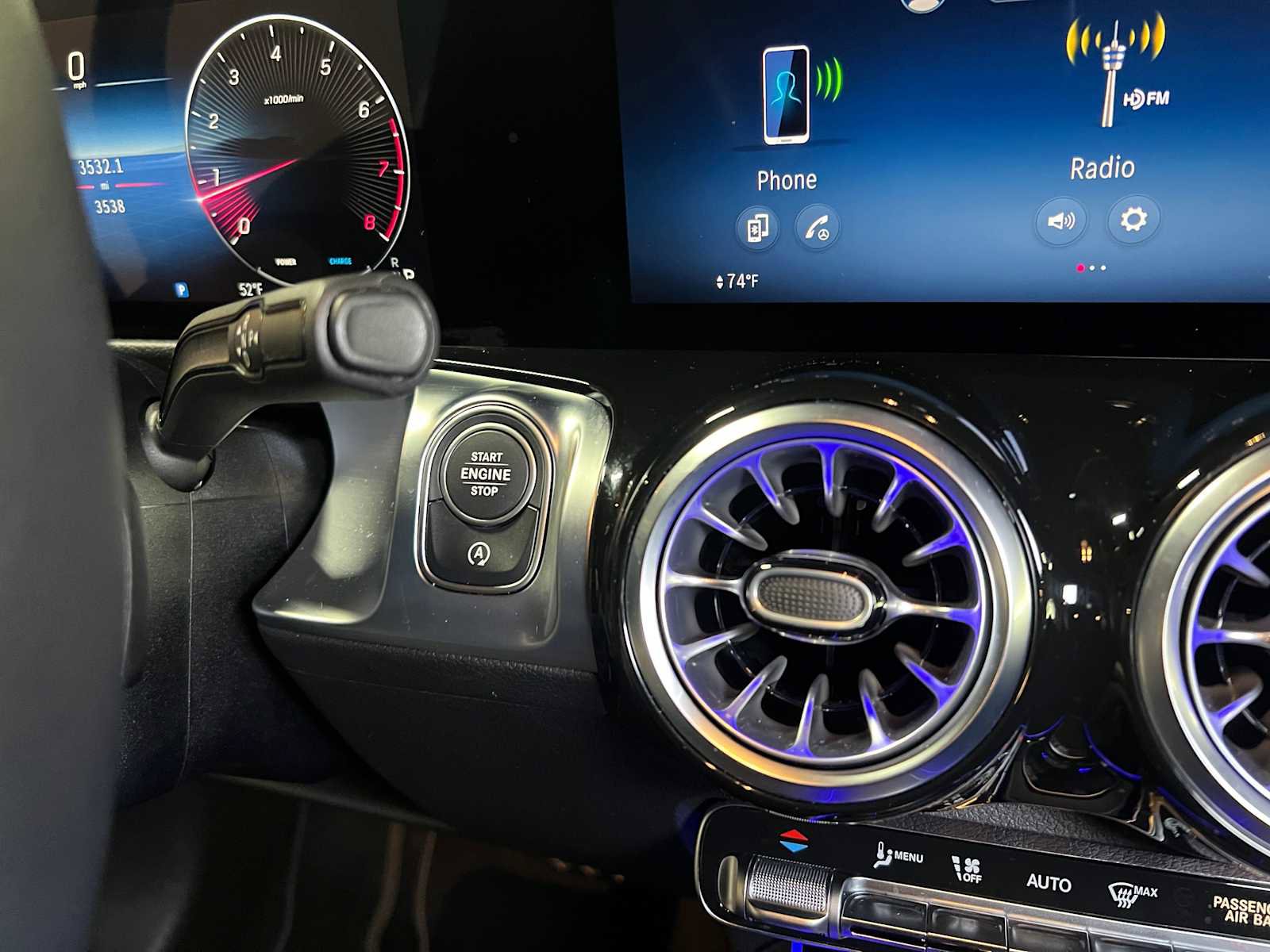 Certified 2025 Mercedes-Benz GLB 250 4MATIC image 30