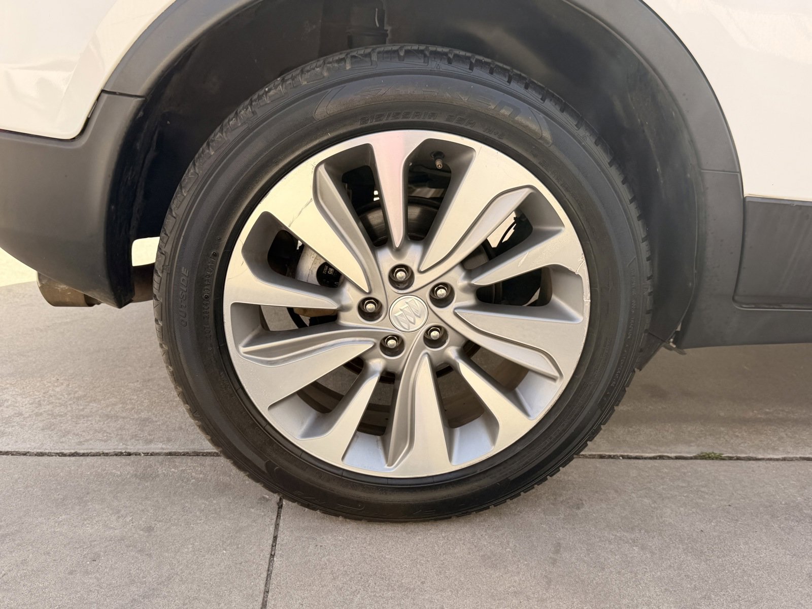 Used 2020 Buick Encore Preferred FWD image 13