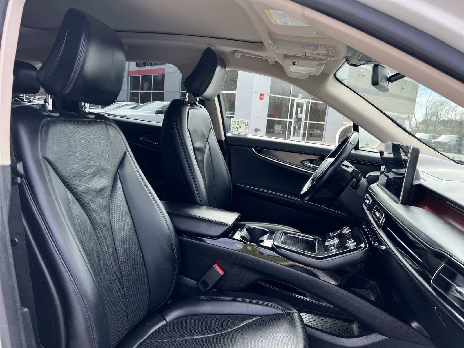 Used 2022 Lincoln Nautilus Reserve image 27