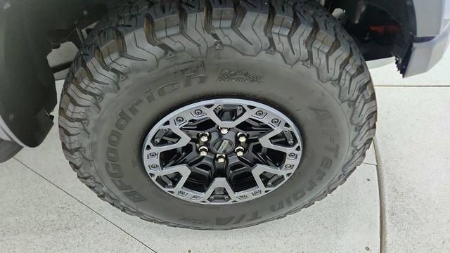 Used 2025 Ford F150 Raptor w/ Equipment Group 803A Raptor R image 57