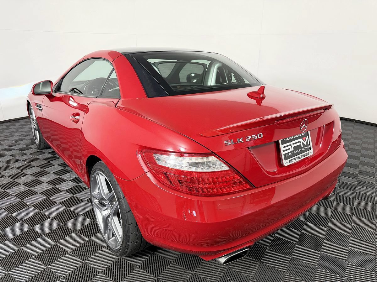 Used 2015 Mercedes-Benz SLK 250 image 14