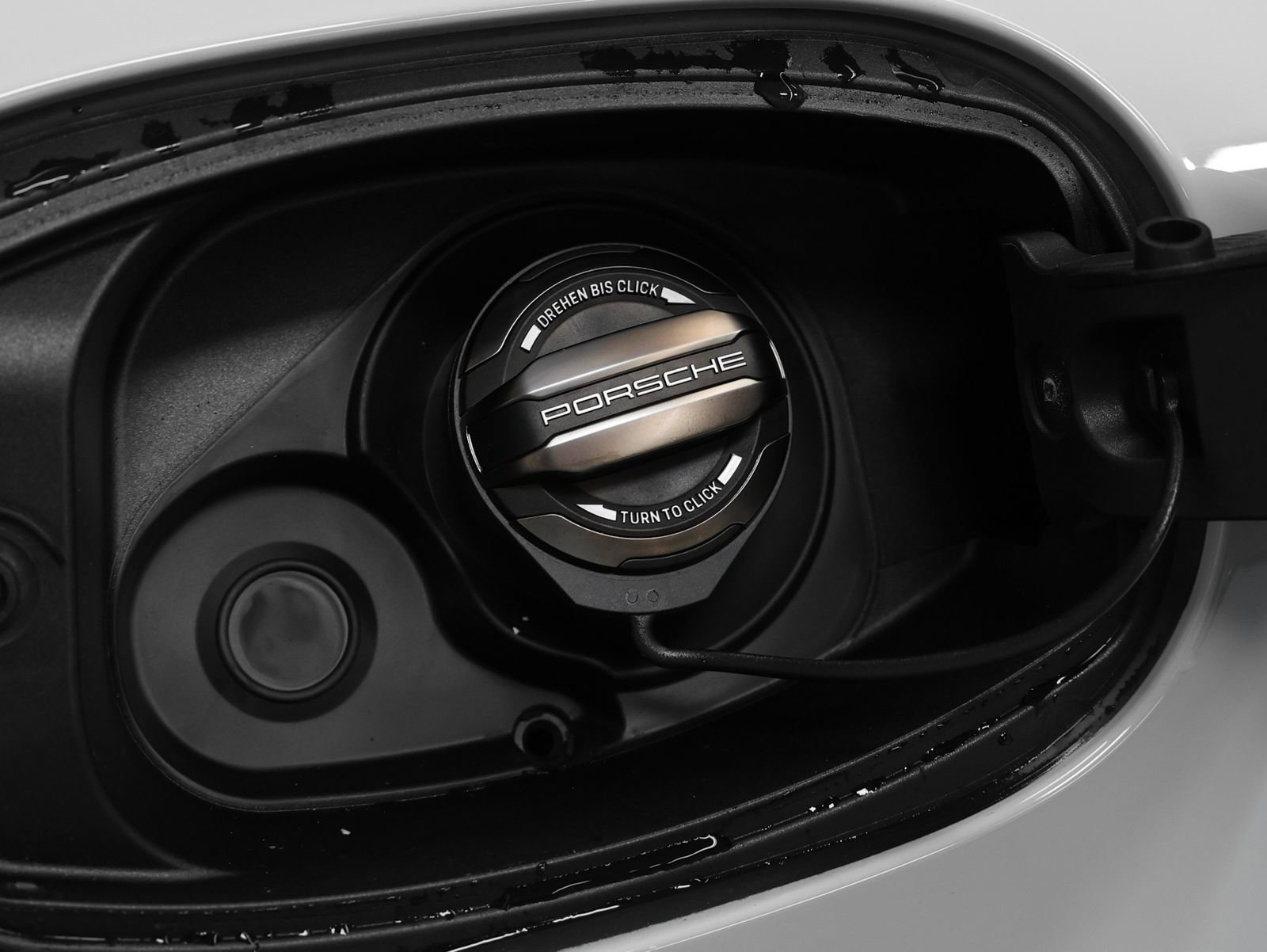 New 2026 Porsche Cayenne Turbo AWD/4WD image 21