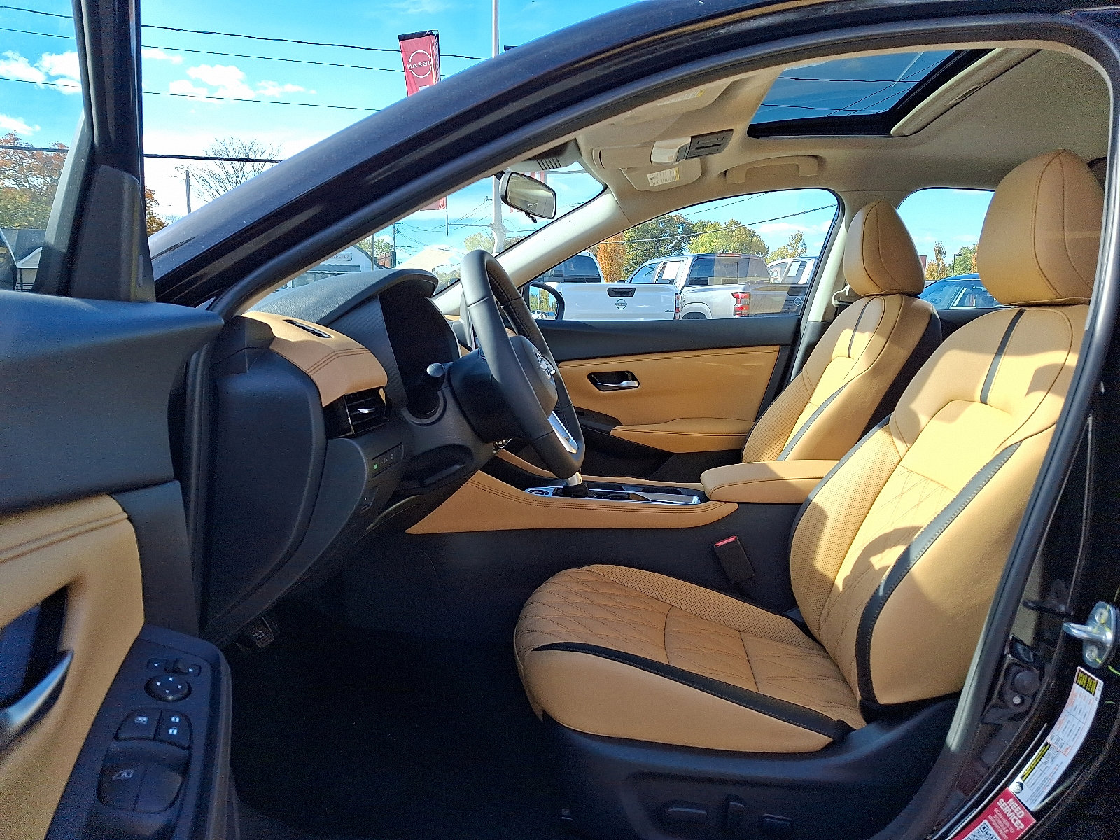 New 2025 Nissan Sentra SV w/ SV Premium Package image 9