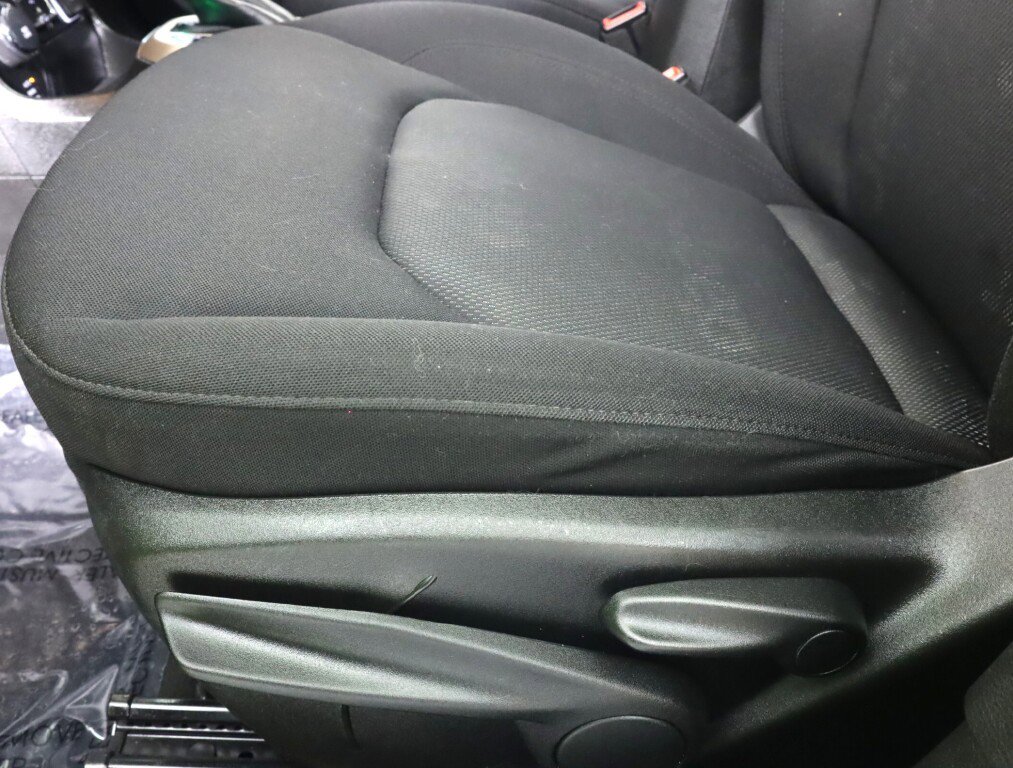 Used 2017 Jeep Renegade Sport w/ Power & Air Group image 26