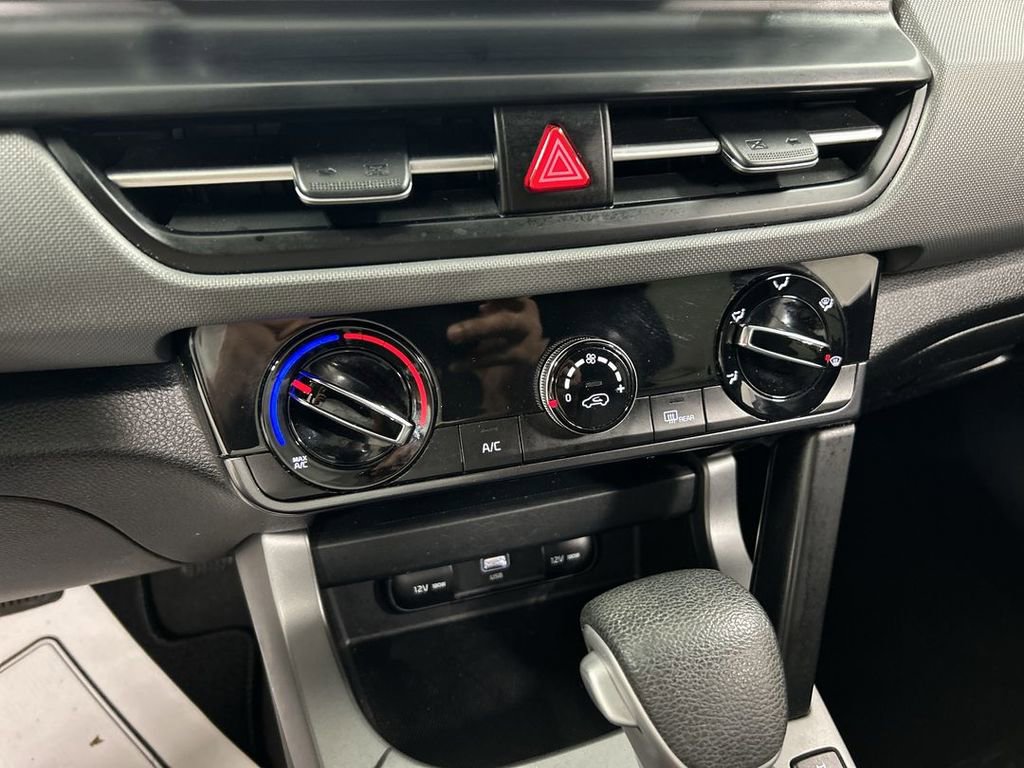 Certified 2024 Kia Seltos LX AWD/4WD image 16