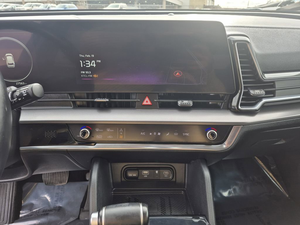 Certified 2023 Kia Sportage SX image 9